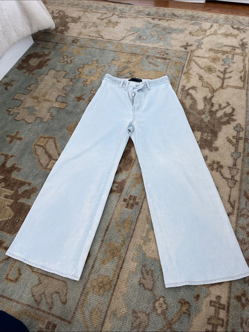 Veronica Beard Pale Blue Wide-Leg High-Rise Jeans